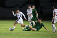 El conjunto ponzoñoso empezó perdiendo el encuentro, pero lograron reaccionar y dejar todo pendiente para el juego definitorio.