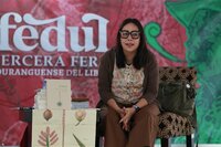 La escritora visitó Durango este fin de semana para presentar este libro como parte de las primeras actividades de la Feria Duranguense del Libro 2025.