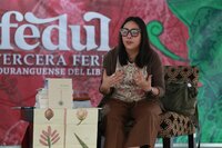 La escritora visitó Durango este fin de semana para presentar este libro como parte de las primeras actividades de la Feria Duranguense del Libro 2025.