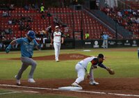 Caliente de Durango vs Charros / Juego 02