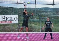 El Torneo de Pádel de El Siglo by Playdoit, confirma por qué es uno de los eventos deportivos más esperados en la ciudad de Durango; la intensidad y el nivel mostrado hasta el momento, augura una jornada de finales cargada de talento y estrategia, con el respaldo de una afición que ha respondido con entusiasmo.