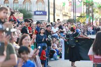 Durango se vistió de fiesta con el tradicional desfile de la XXI edición del Festival del Mariachi, su Charrería y Danza, que recorrió la avenida 20 de Noviembre y llenó de música, color y alegría el corazón de la ciudad.