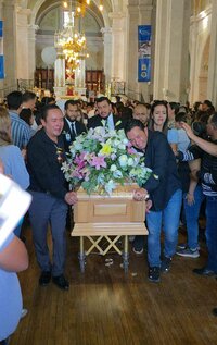 El recinto duranguense se vio repleto por decenas de personas que acompañaron a los familiares.
