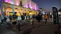 Más de mil deportistas, familias y entusiastas se reunieron para transformar las calles en una auténtica fiesta atlética.