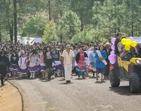 Fueron alumnas y personal de la Universidad Tecnológica del Mezquital (UTD), quienes impulsaron la segunda marcha en la localidad.