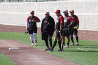 Caliente de Durango arranca pretemporada con sesión de pitchers y catchers