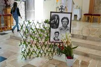 La Colonia Juan Lira Bracho marcó este 5 de abril el 40 aniversario luctuoso de Juan Lira Bracho con una misa en el Templo de Santa Cecilia, en una jornada que también coincidió con las cuatro décadas de la fundación del asentamiento creado en 1986 y que, desde entonces, ha sostenido en su nombre y en su historia un punto de identidad y cohesión para la zona oriente de Durango.