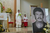 La Colonia Juan Lira Bracho marcó este 5 de abril el 40 aniversario luctuoso de Juan Lira Bracho con una misa en el Templo de Santa Cecilia, en una jornada que también coincidió con las cuatro décadas de la fundación del asentamiento creado en 1986 y que, desde entonces, ha sostenido en su nombre y en su historia un punto de identidad y cohesión para la zona oriente de Durango.