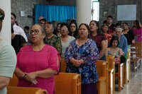 La Colonia Juan Lira Bracho marcó este 5 de abril el 40 aniversario luctuoso de Juan Lira Bracho con una misa en el Templo de Santa Cecilia, en una jornada que también coincidió con las cuatro décadas de la fundación del asentamiento creado en 1986 y que, desde entonces, ha sostenido en su nombre y en su historia un punto de identidad y cohesión para la zona oriente de Durango.