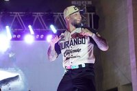 Caliente de Durango presentó su indumentaria para la Temporada 2026 en un acto que reunió a directiva, cuerpo técnico y jugadores, donde se expuso la línea estética y los criterios de diseño con los que el club encarará el próximo calendario de la Liga Mexicana de Beisbol.