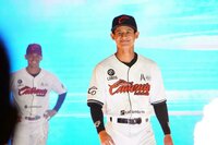 Caliente de Durango presentó su indumentaria para la Temporada 2026 en un acto que reunió a directiva, cuerpo técnico y jugadores, donde se expuso la línea estética y los criterios de diseño con los que el club encarará el próximo calendario de la Liga Mexicana de Beisbol.