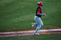 La novena de Caliente de Durango recibió a Algodoneros de Unión Laguna en su último compromiso de pretemporada, un duelo que al momento se juega con ventaja lagunera de 11-2 en la sexta baja, en un escenario que refleja el ritmo del encuentro y los ajustes finales rumbo al inicio de la LMB.