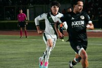 Alacranes de Durango venció 2–1 a Halcones FC en el Francisco Zarco y clasificó a la final de la Liga Premier Serie A, resolviendo la semifinal tras el 0–0 de la ida en Uruapan y sosteniendo el cierre con autoridad ante un rival que terminó desbordado por el ritmo y la presión del local.