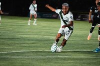 Alacranes de Durango venció 2–1 a Halcones FC en el Francisco Zarco y clasificó a la final de la Liga Premier Serie A, resolviendo la semifinal tras el 0–0 de la ida en Uruapan y sosteniendo el cierre con autoridad ante un rival que terminó desbordado por el ritmo y la presión del local.