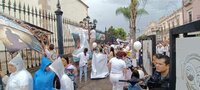 Marchan en el Centro de Durango familiares de personas desaparecidas; esperan visibilizar los nombres de sus seres queridos.