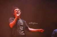 Un repaso por sus más grandes éxitos y últimos sencillos, así fue la presentación de Enjambre en Durango como parte del Festival Revueltas 2026