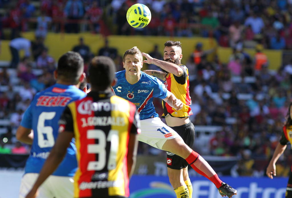 Derrota Veracruz 2-1 a Leones Negros