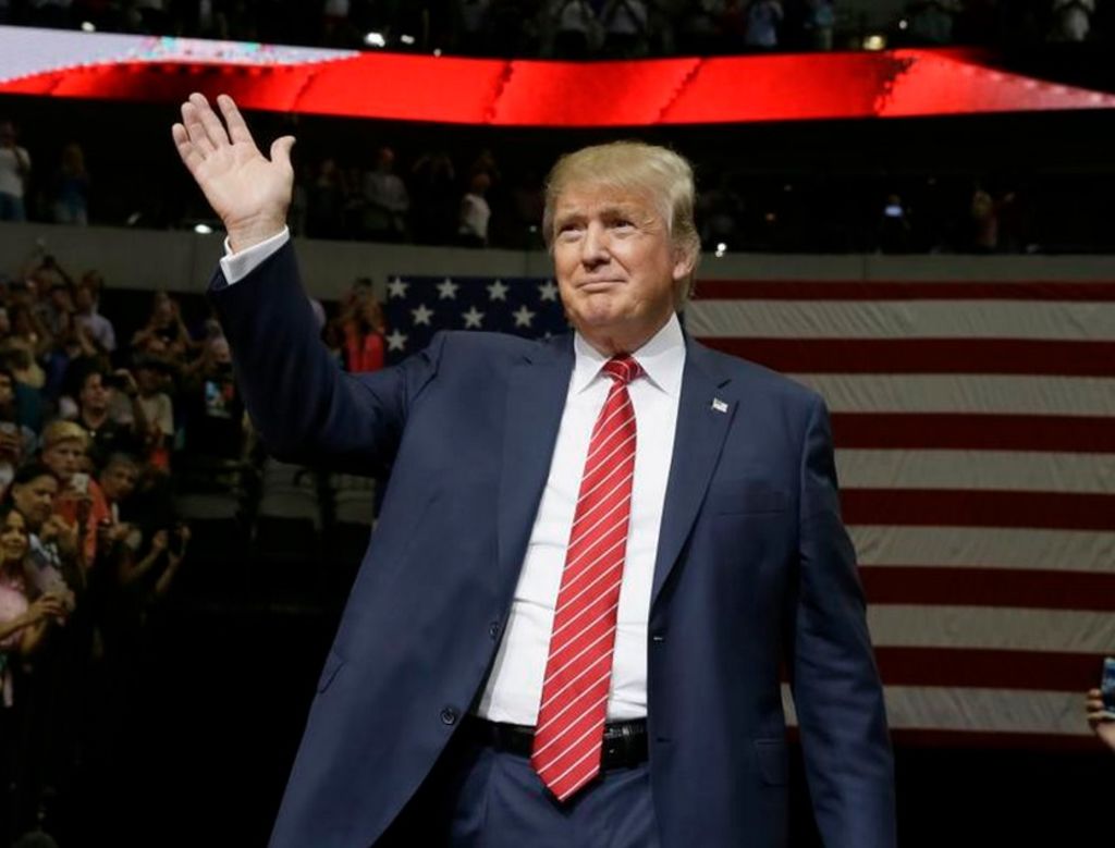 Latinoamericanos protestan en NY contra Trump