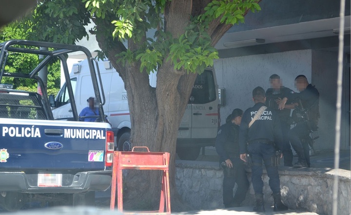 Una policía intentó suicidarse