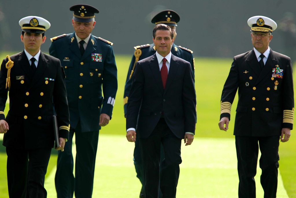 EPN reconoce labor y entrega de Fuerzas Armadas