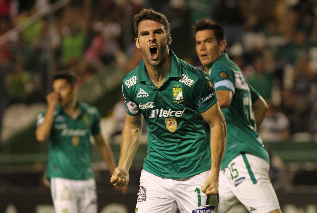 El argentino Mauro Boselli ya es mexicano