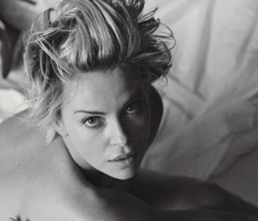 Charlize Theron Nue