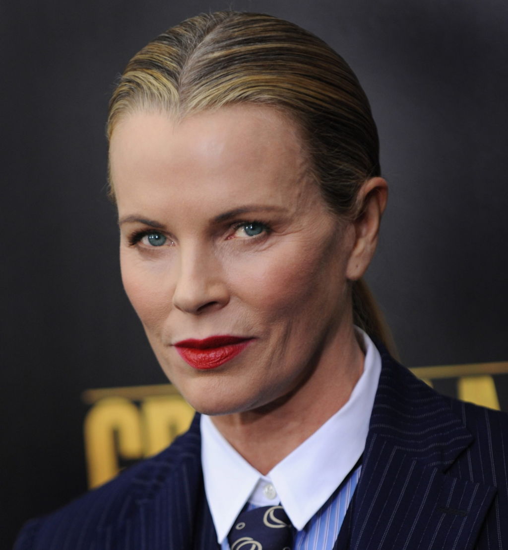 Kim Basinger se une a reparto de Fifty Shades Darker