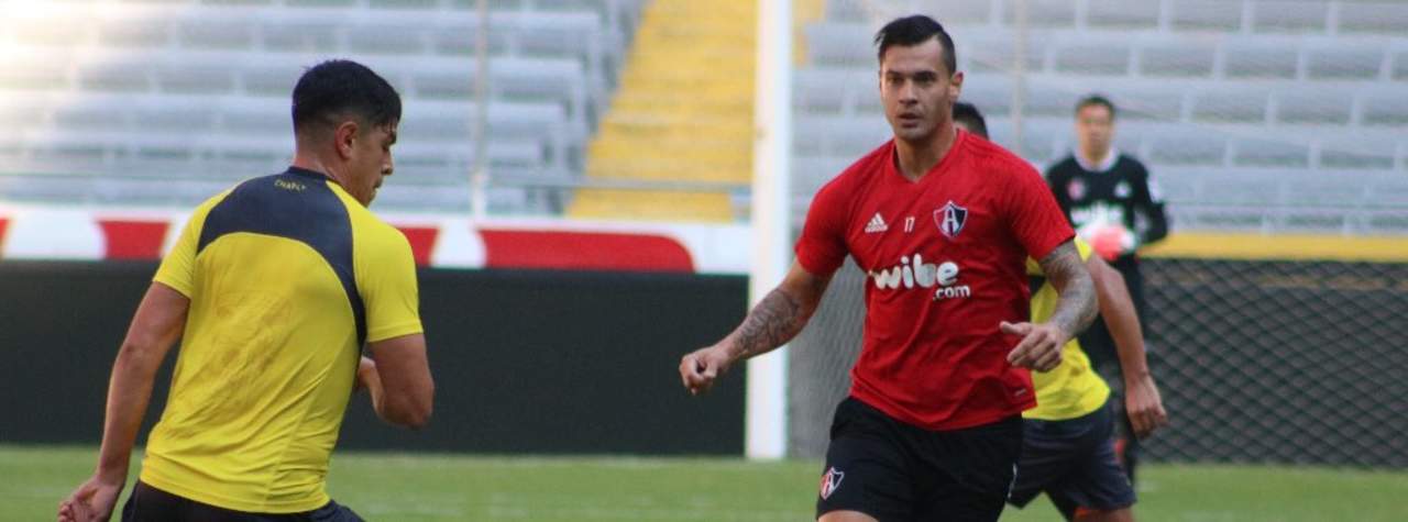 Se impone Atlas 2-1 a Leones Negros en el Jalisco