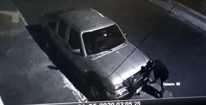 Vinculan a proceso a par de hombres, por robo de auto