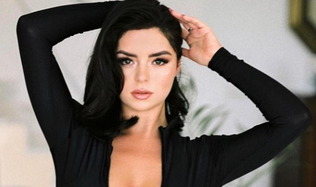 Con Leggings De Látex Demi Rose Seduce En Instagram 8988