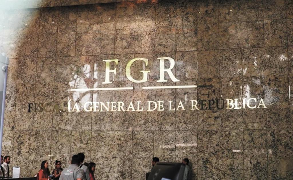 Chocan por propuesta de reforma a Ley de la FGR