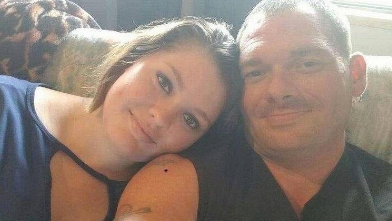 Arrestan a hombre por casarse con su propia hija que abandonó al nacer