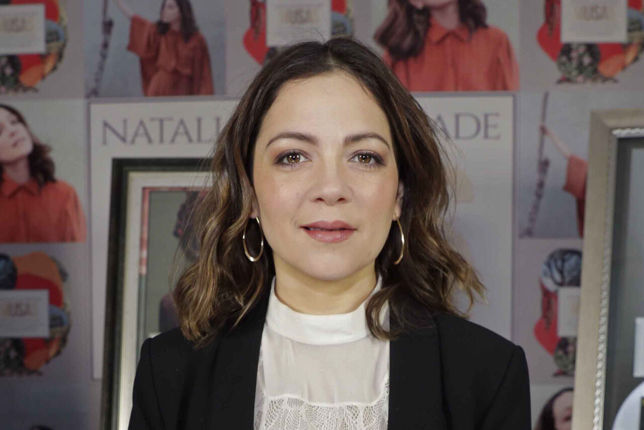 no-estoy-muerta-estoy-en-la-cocina-de-mi-casa-natalia-lafourcade