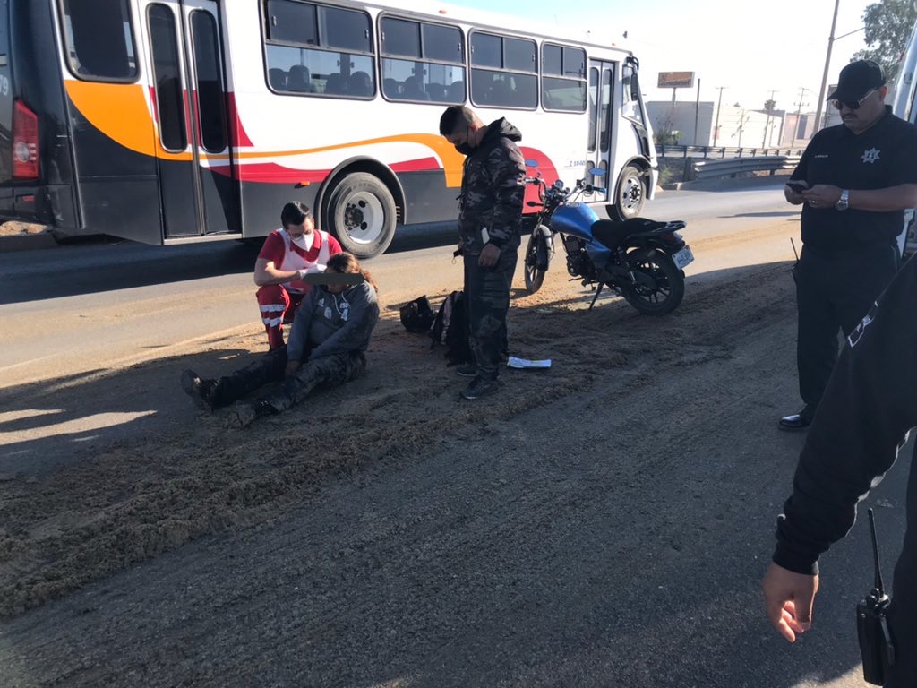 Mujer Resulta Lesionada Tras Accidente De Motocicleta En G Mez Palacio