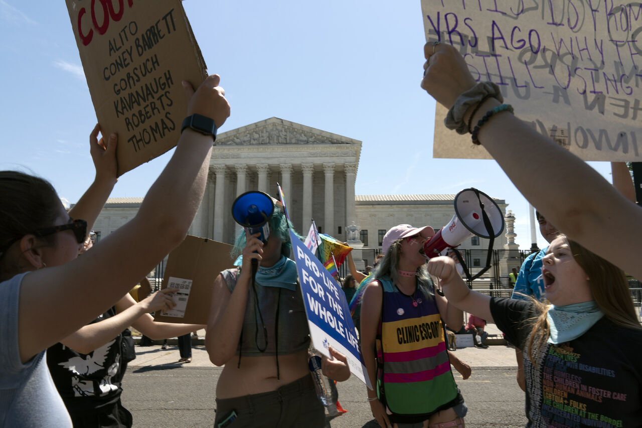 Estados De Eua Revisan Sus Leyes Contra El Aborto