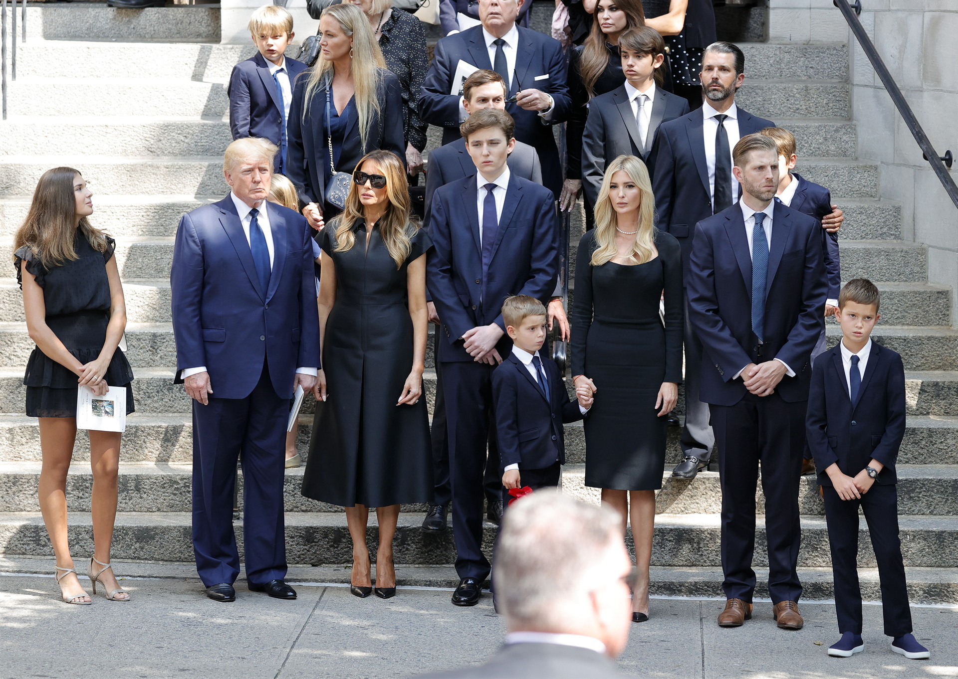 Donald Trump y toda su familia despiden a Ivana Trump en su funeral en  Nueva York