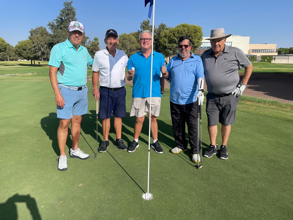 Enrique Menéndez hace Hole in One en Campestre Torreón