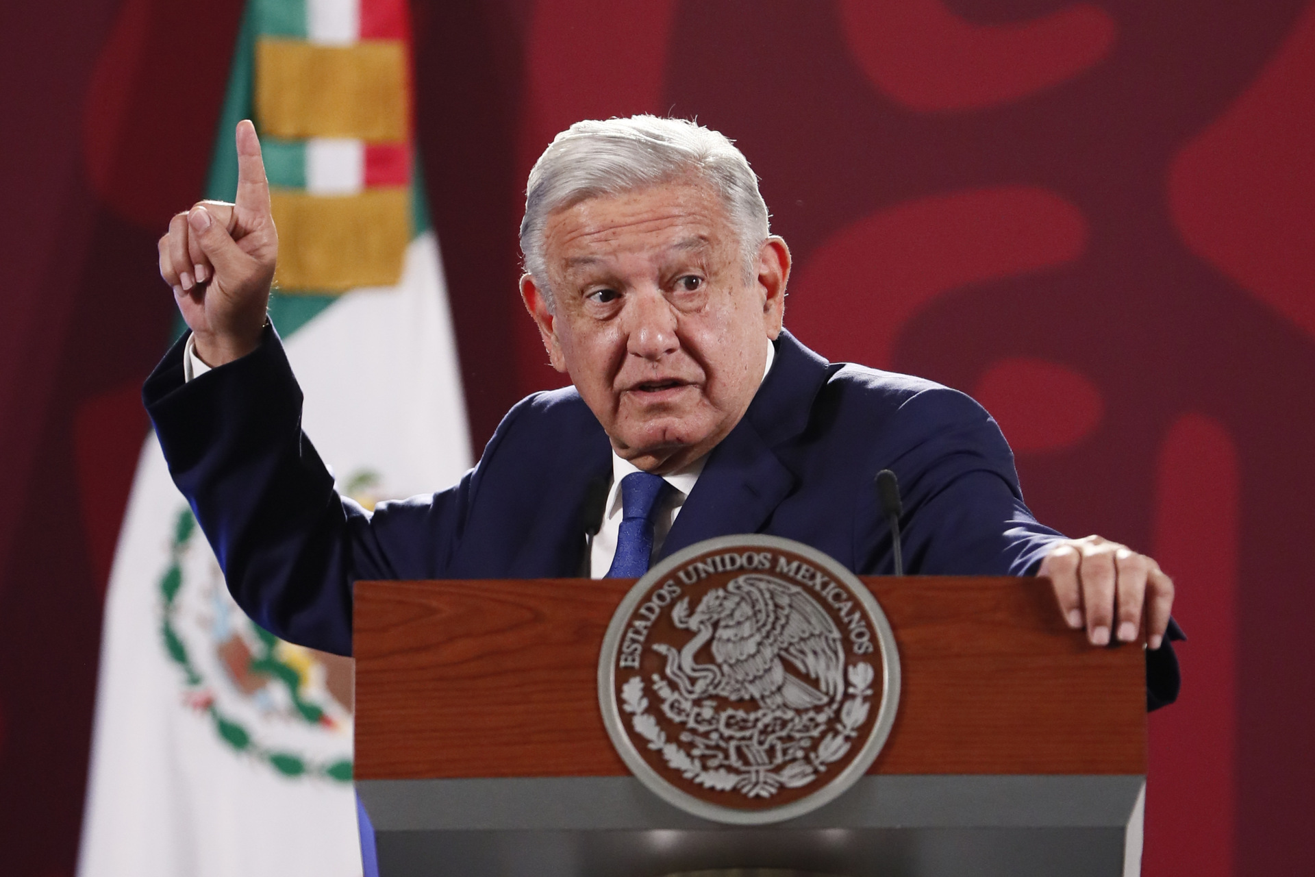 Consulta de política energética es 'intriga vil' de adversarios: AMLO - Vimarsana News