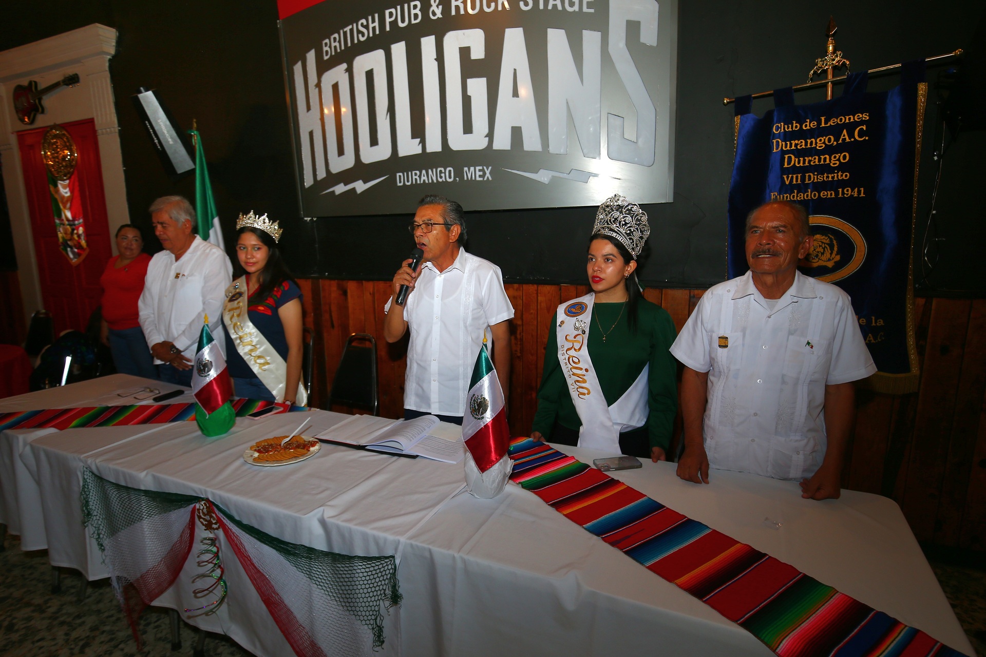 Club de Leones realiza fiesta mexicana