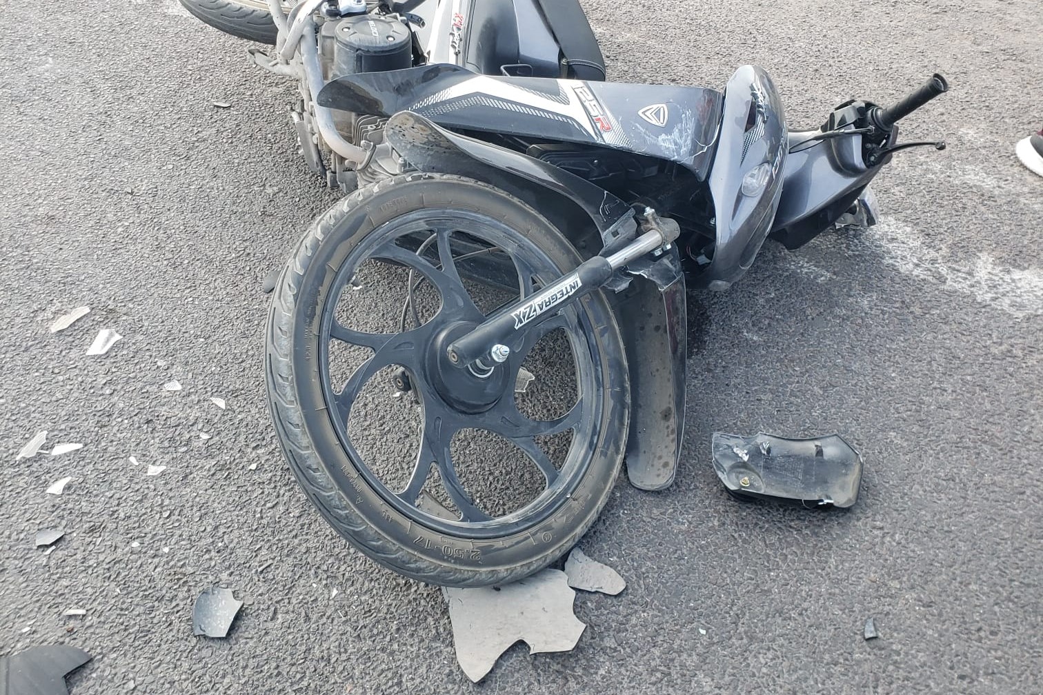 Duranguense huye tras arrollar y matar a motociclista en carretera de ...