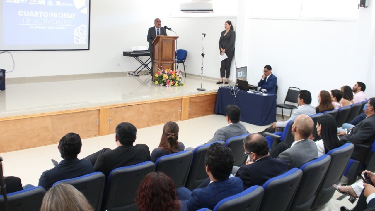 Rinde informe Director de la Facultad de Ciencias Exactas