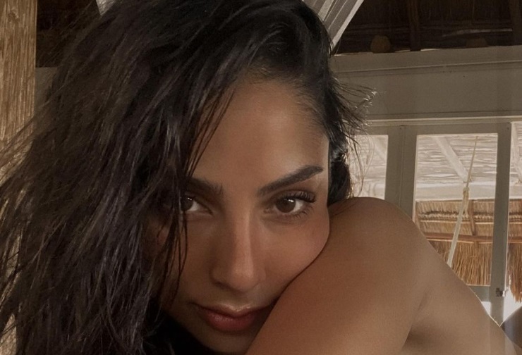 María Chacón comparte selfie en bikini