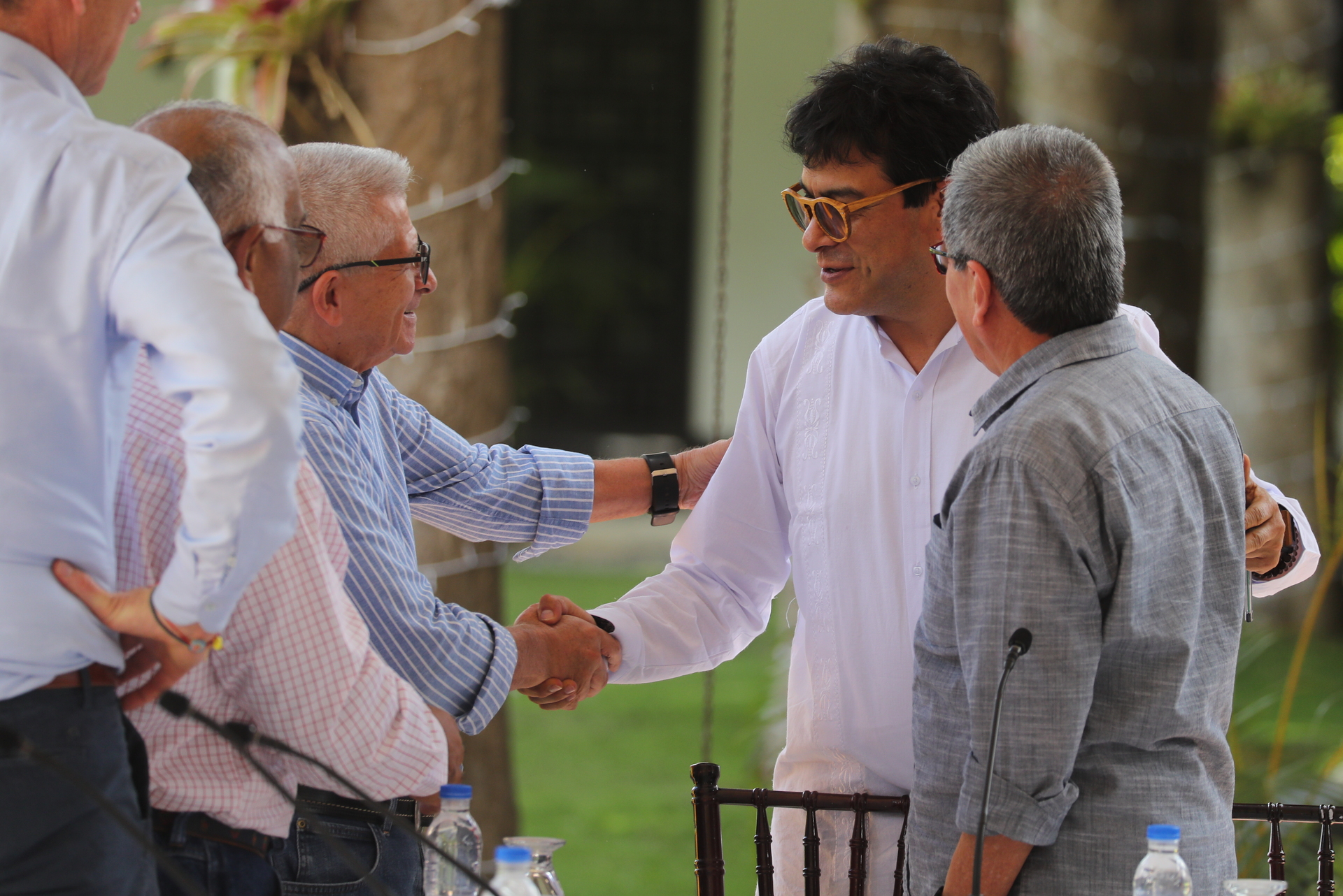 Reinician Colombia y guerrilla del ELN diálogo de paz en Caracas