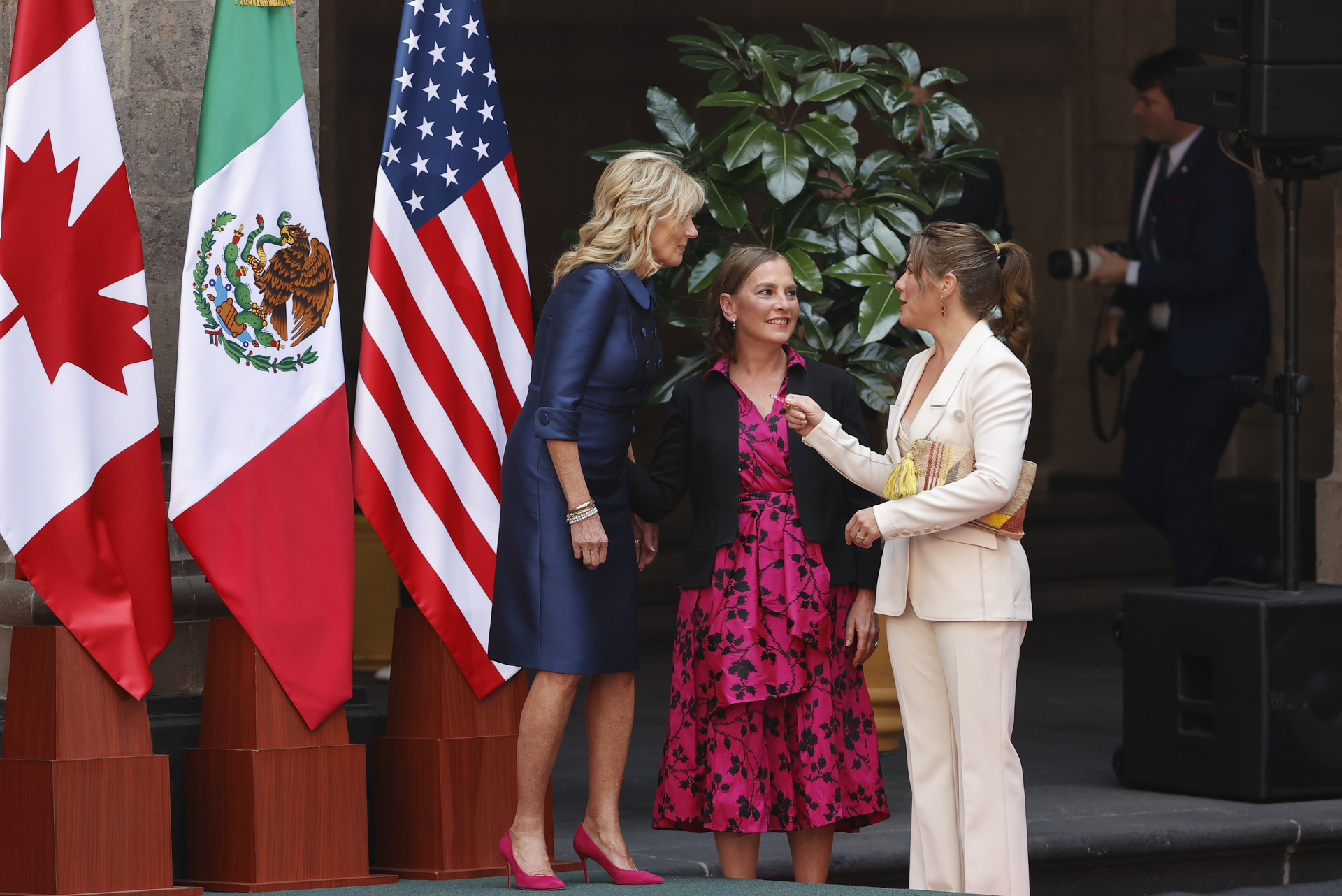 Destacan a esposas de presidentes de México, EUA y Canadá