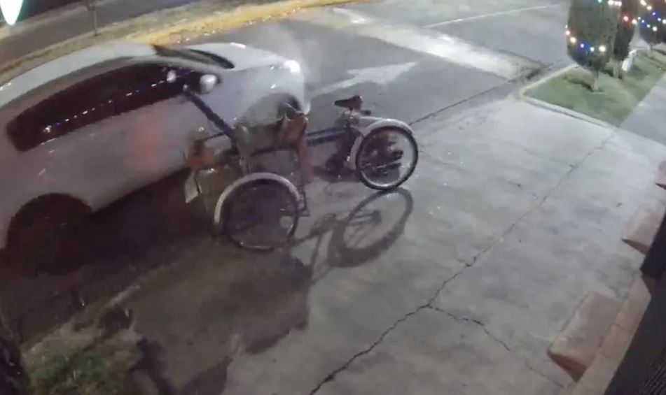 Detienen a conductor que atropelló a vendedor de tamales en Tlalnepantla
