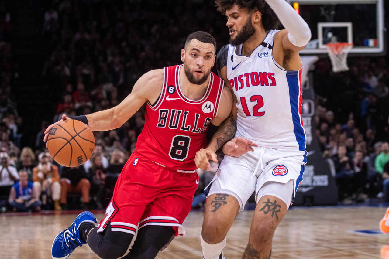 Los Bulls ganan en París