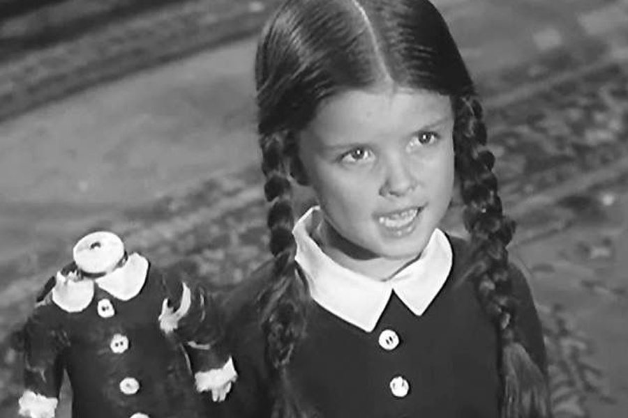 Muere Lisa Loring a los 64 años, la actriz original de Merlina en Los Locos Addams