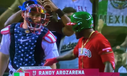 Randy Arozarena festejó home run con sombrero de mariachi - ESPN