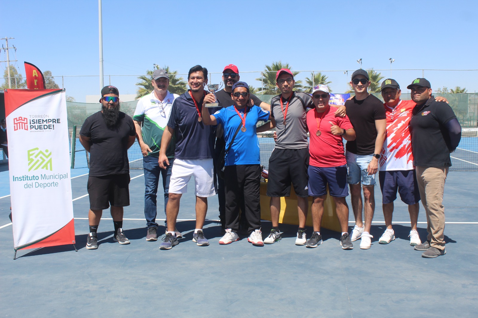 Finalizó torneo de tenis por equipos