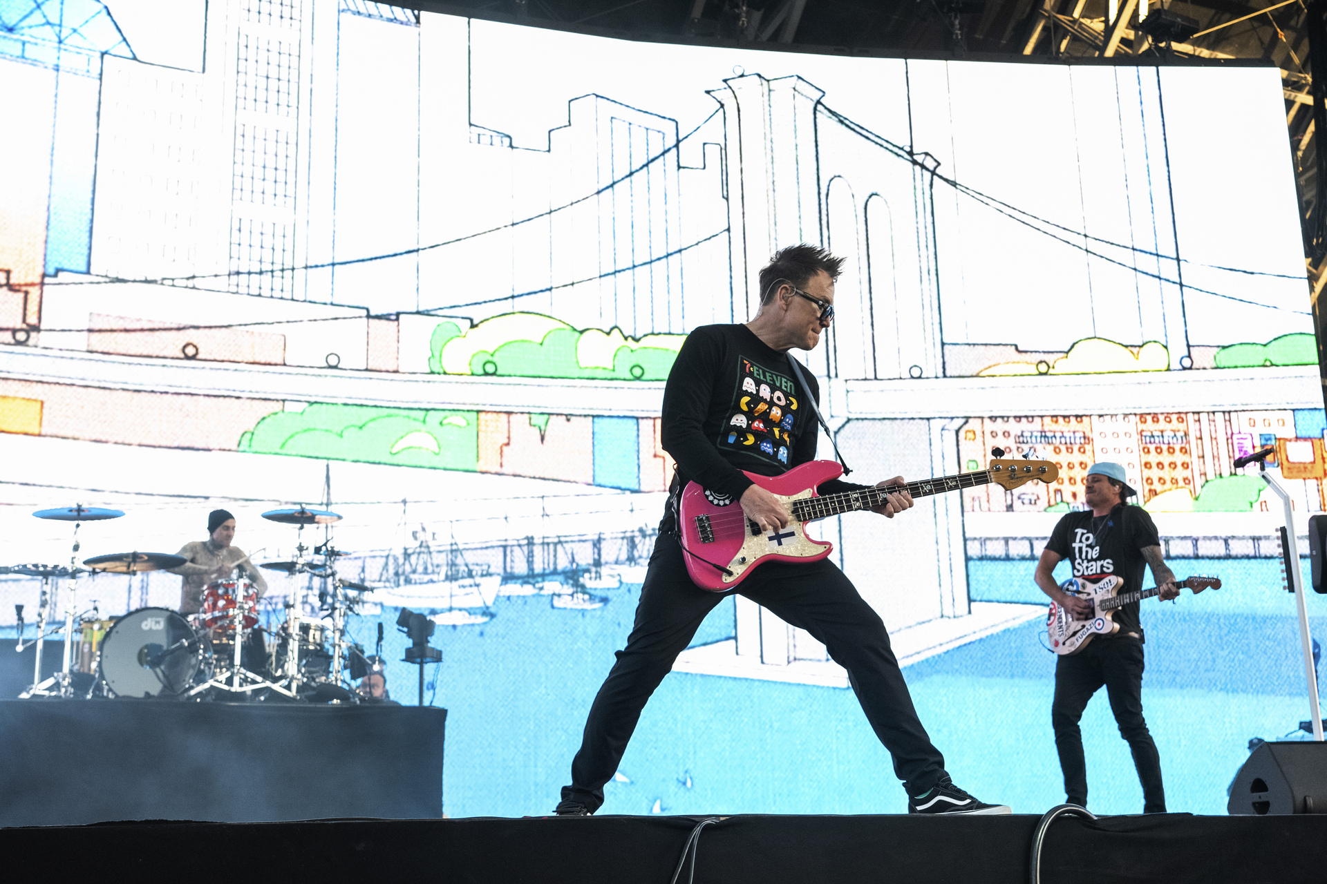 Blink182, con Travis Barker recuperado, 'encienden' Coachella 2023